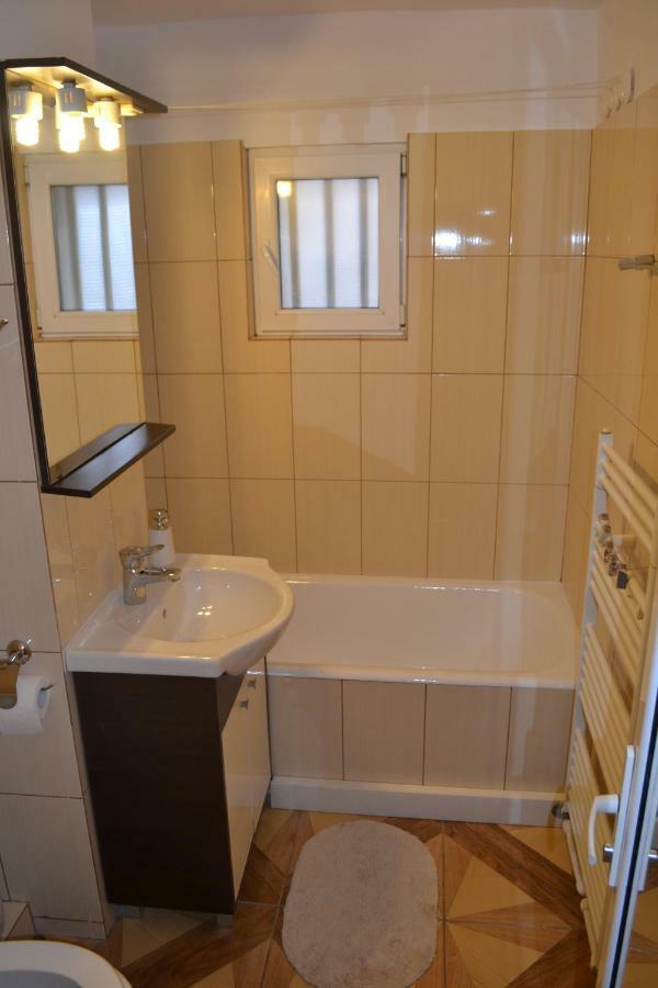 Relax Apartament คอนสตันซา ภายนอก รูปภาพ